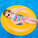HOW TO APPROACH UV PROTECTION OF YOUR CHILDREN